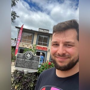 Meet your Posher, Guytanomartorano